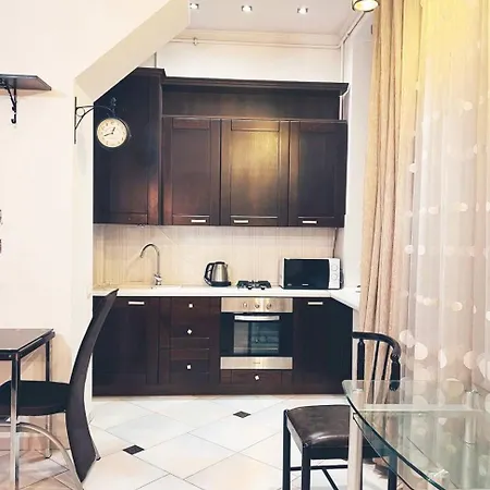 Appartamento на вулиці площа григоренка 4 16-2 *