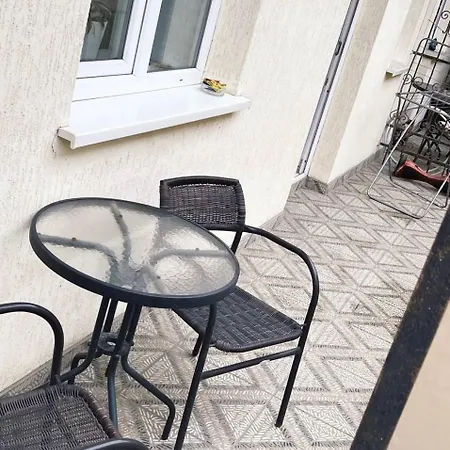 на вулиці площа григоренка 4 16-2 Lviv